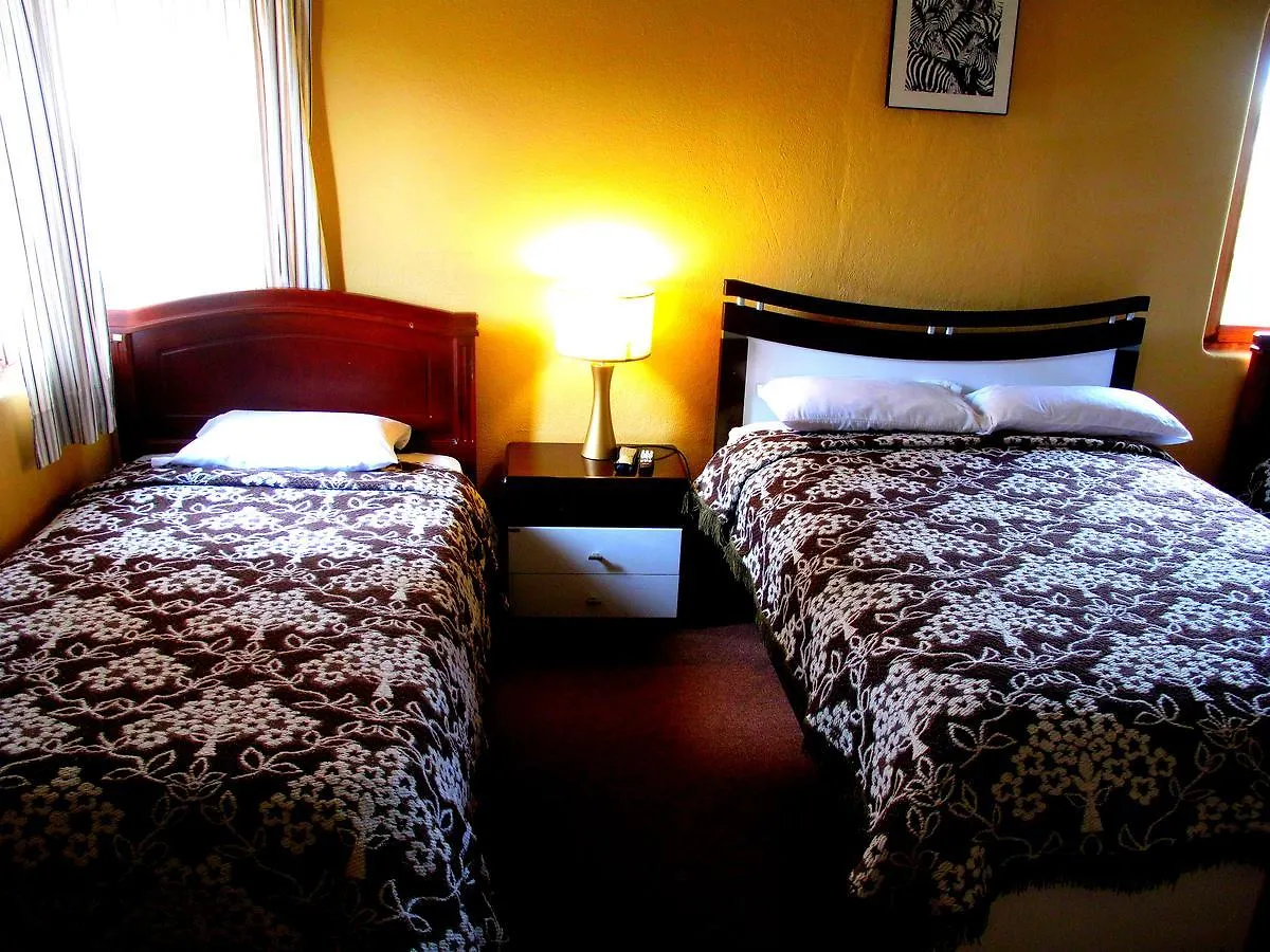 Aqua Hostal Mabel كوينكا الإكوادور
