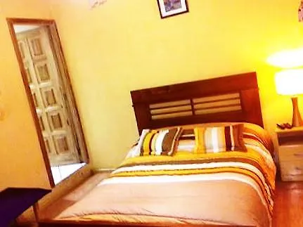 Aqua Hostal Mabel كوينكا 2*,  الإكوادور